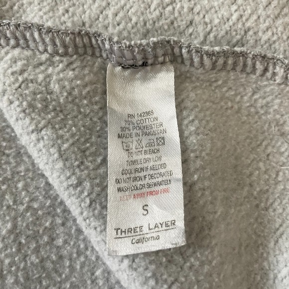 BRANDY MELVILLE JOHN GALT GRAY CROPPED ALIEN SWEATSHIRT TOP SMALL - Picture 9 of 9